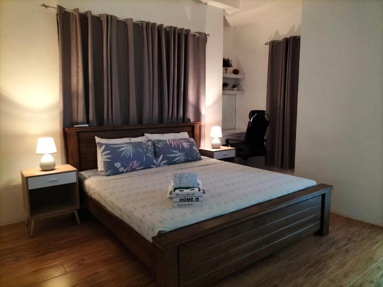 Luxury Spacious 2Br In Salcedo Village Маніла Екстер'єр фото
